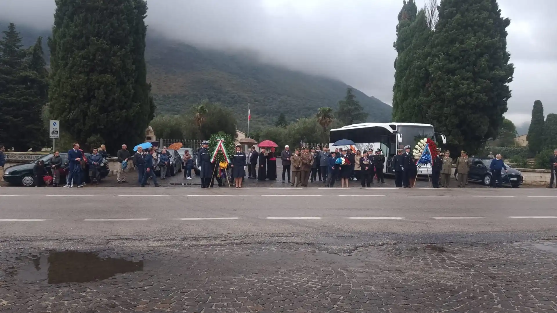 Venafro: al sacrario militare francese questo pomeriggio l’omaggio ai giovani militari caduti sul territorio venafrano durante la Seconda Guerra Mondiale.